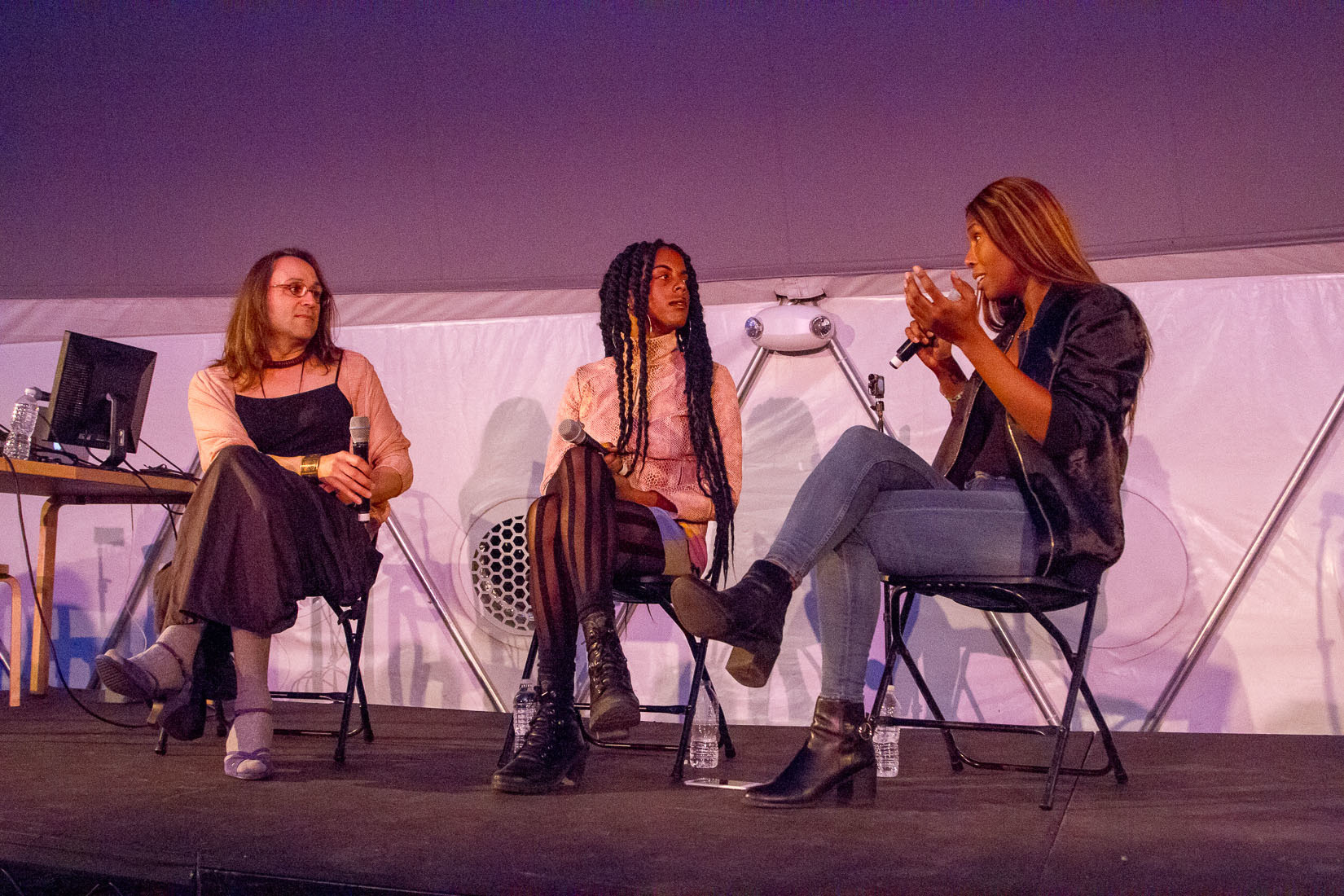 Highlights from between 0 and 1 remixing gender technology and music